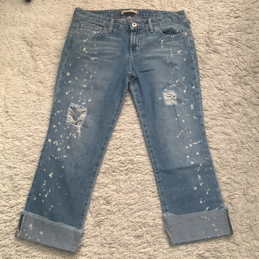 VINTAGE 90s Y2K LEI Distressed Capri Jeans